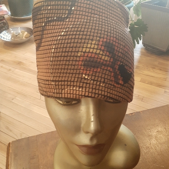 handmade hat - Picture 1 of 2